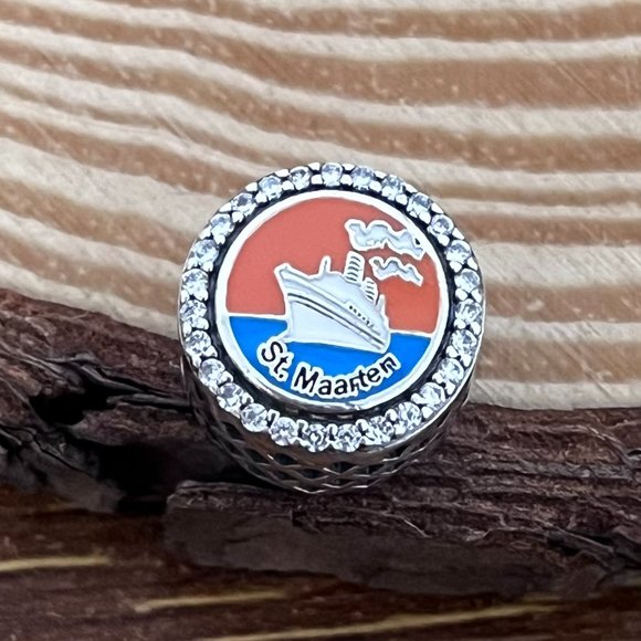 Pandora St. Maarten the Friendly Island Exclusive Charm - Picture 1 of 3